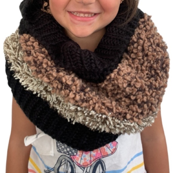 Anthropologie Sleeping On Snow Black Brown And Cream Fuzzy Infinity Scarf - Picture 1 of 7